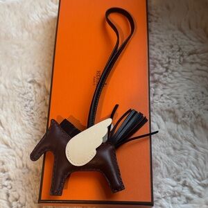 Hermes rodeo small size Pegasus Lambskin